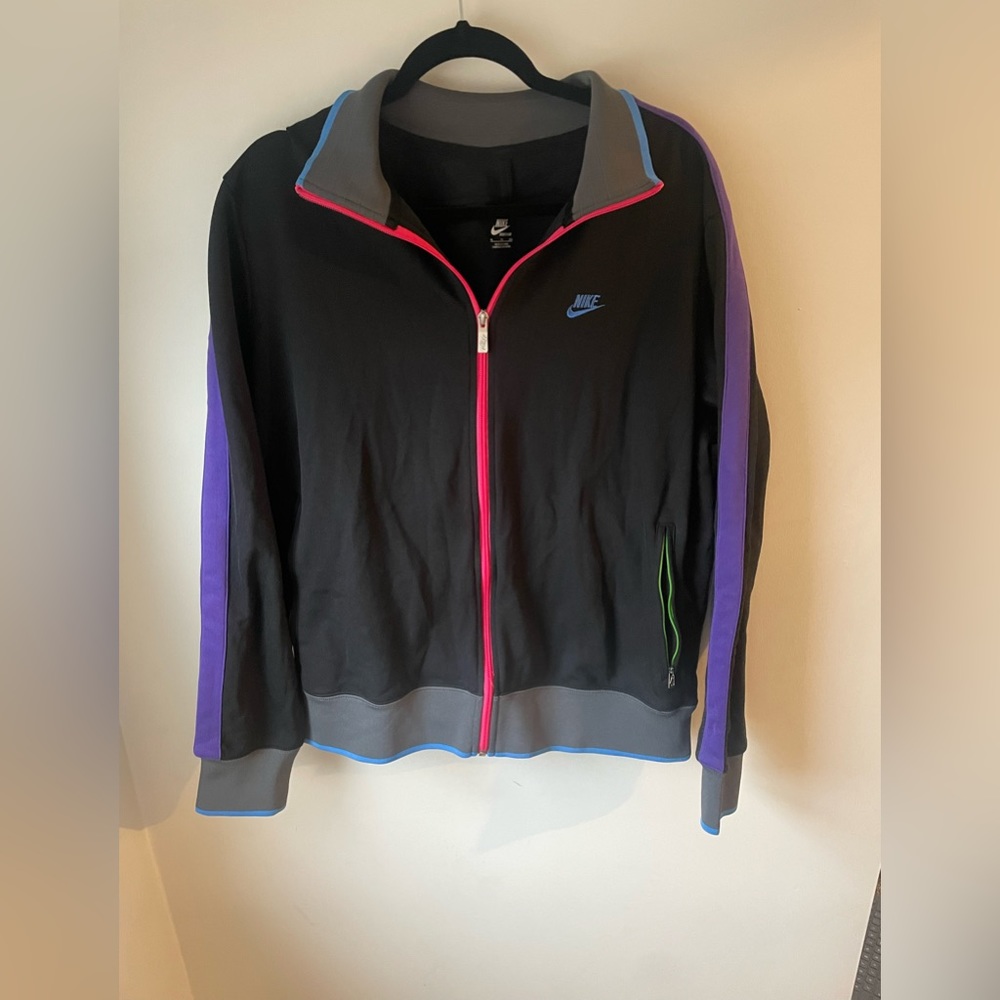 Nike Sportswear Zip Up Jacket with Colorful Piping